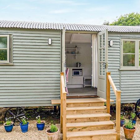 Fig Tree Shepherds Hut Бридпорт Экстерьер фото